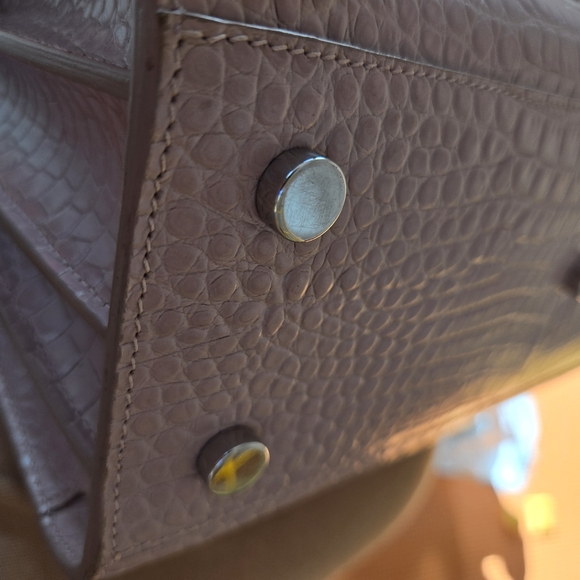 Authentic YSL Sac Du Jour Nano Tote - Picture 5 of 13